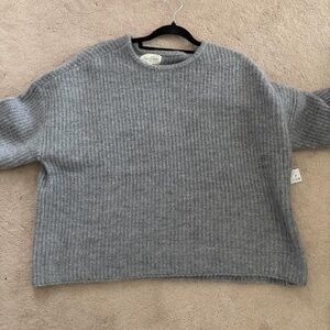 PacSun grey knitted sweater